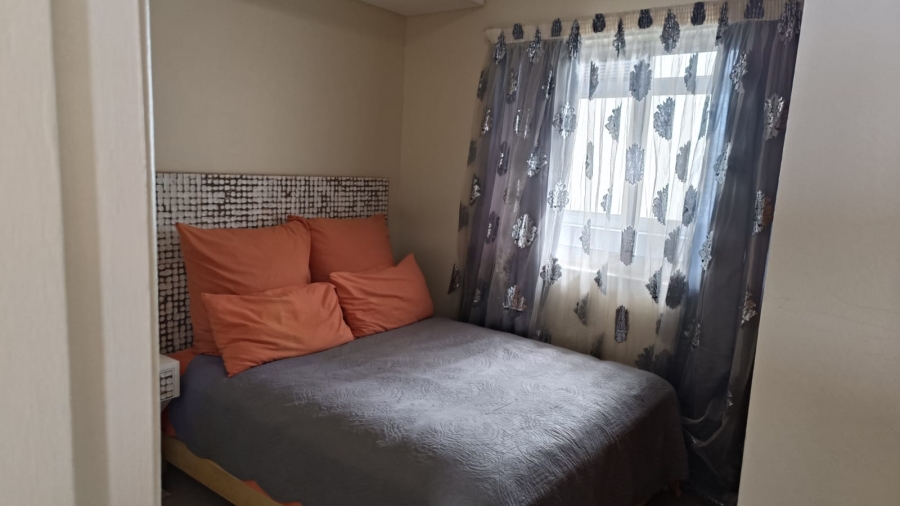 To Let 2 Bedroom Property for Rent in Beachfront Western Cape